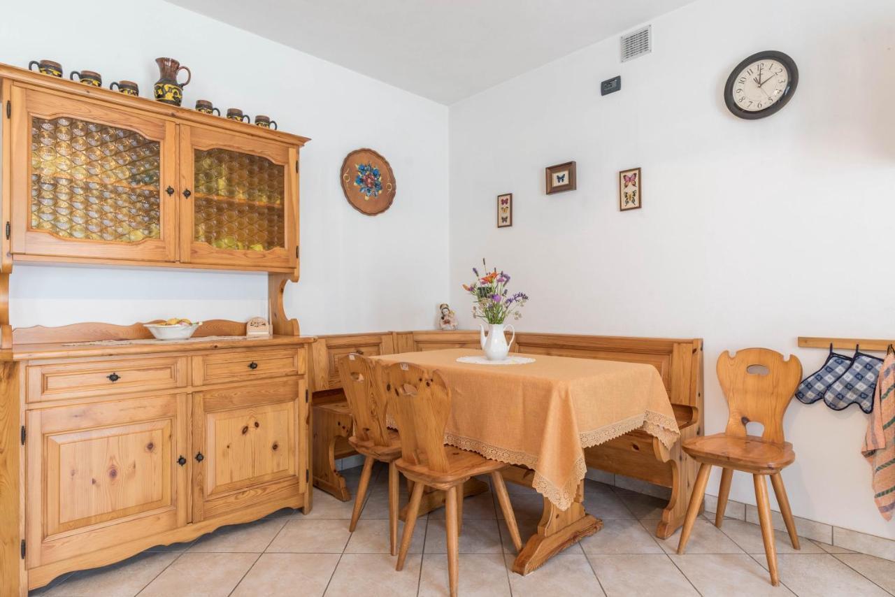 Baita Serpillo Palu del Fersina Buitenkant foto