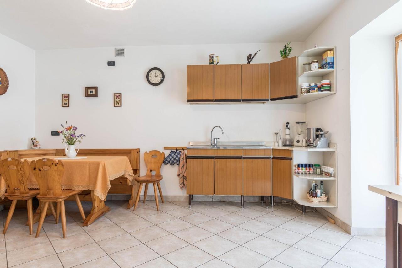 Baita Serpillo Palu del Fersina Buitenkant foto